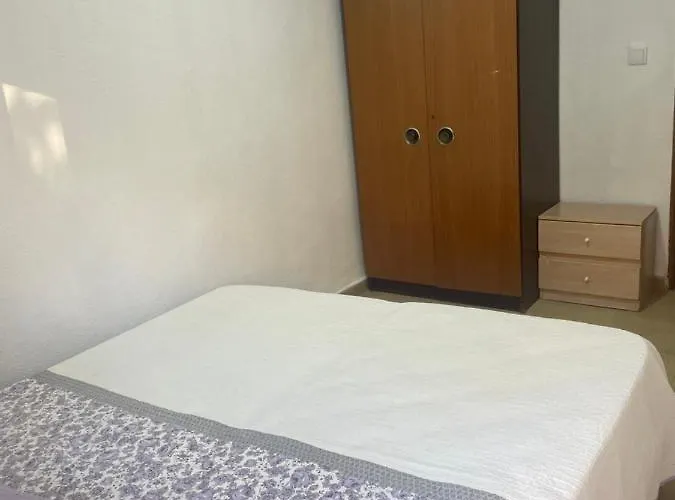 Quarto em Acomodações Particulares Habitacion Privada Workstay
